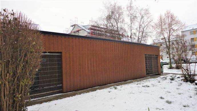 Fahrrad- und Müllhaus