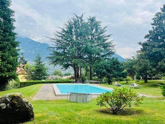 Meran-Obermais-Schwimmbad-Park-AltoAdige-Bilocale-Vollmöbliert-Saniert