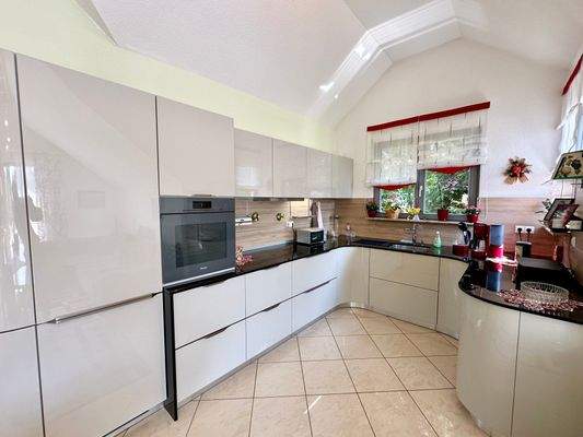 hochwertige Einbauküche