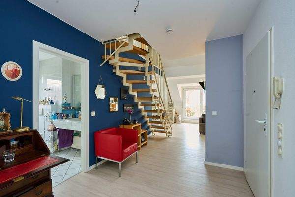 Diele mit Treppe zur Galerie