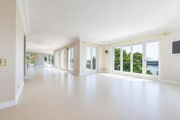 (KI) Möglicher Essbereich ... (KI) Neu