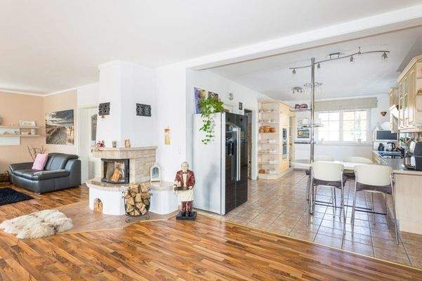 Wohn- Essbereich mit offener Küche