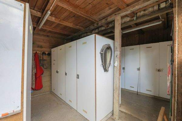 Offenstall Sattelkammer 