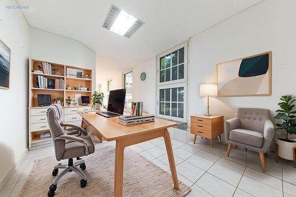 Hinter Teil mit Möbeln 