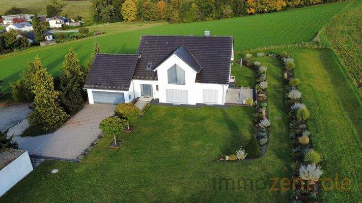 WhatsApp Image 2025-10-10 at 10.41.25 (2)