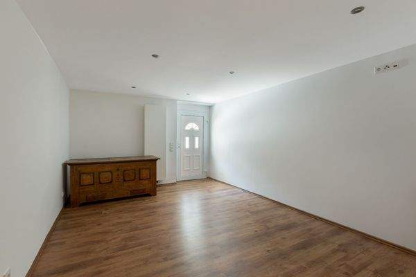 Raum m Gartenzugang Souterrain