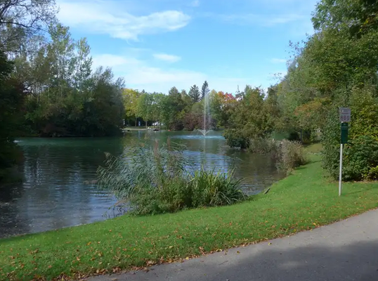 Unteraching-Johann-Strauß--Straße_6-Fasanenpark.pn