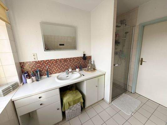 Duschbad im Obergeschoss