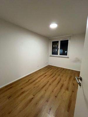 weiteres Zimmer.jpeg