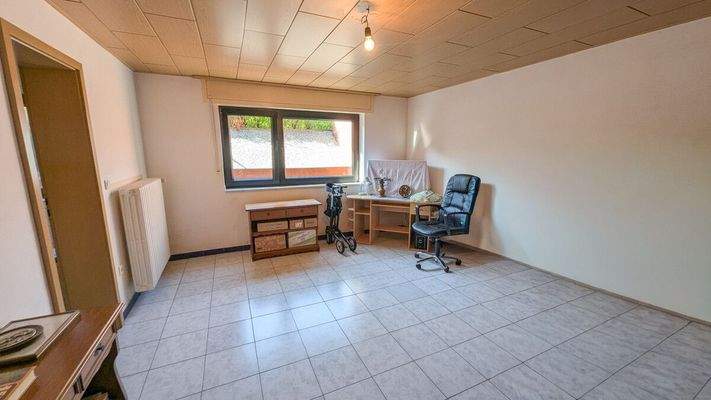 Schlafzimmer Kellergeschoss