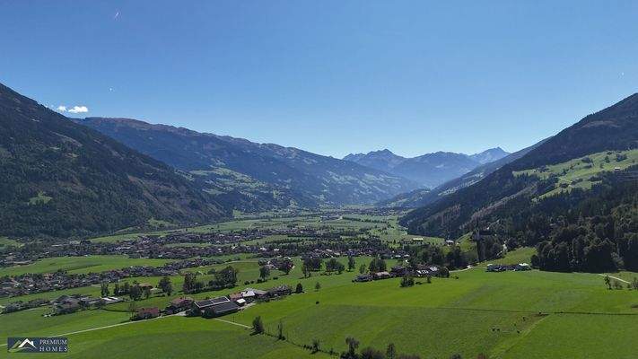 FÜGENBERG - Doppelhaushälfte in Aussichtslage