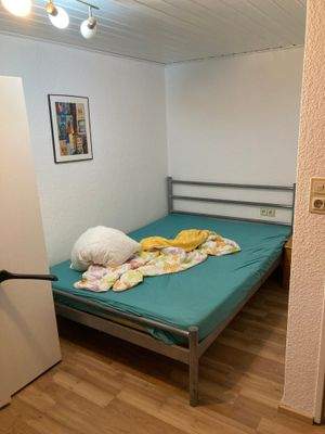 ein Vermiet-Zimmer-Blick ...