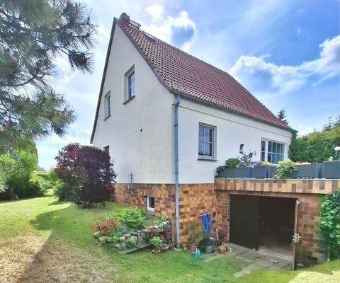 Seitenansicht mit Tiefgarage