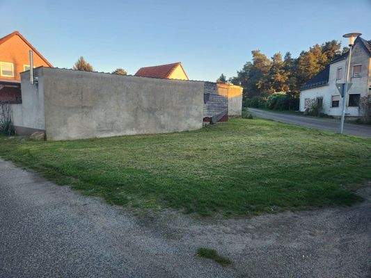 Aussen Grundstück