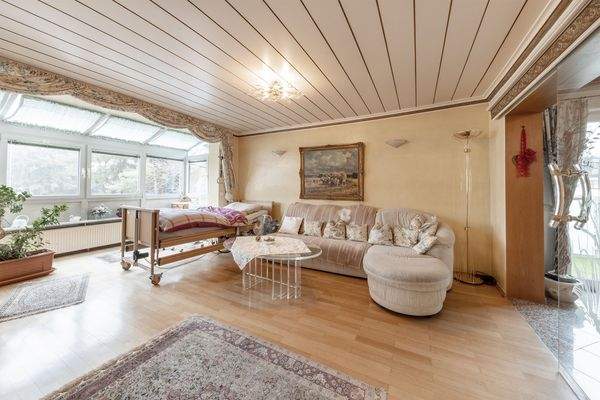 Obergeschoss Wohnzimmer mit Wintergarten