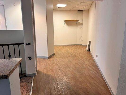 06 Verkaufsraum - Büro (22)