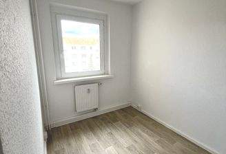 Kleines helles Zimmer
