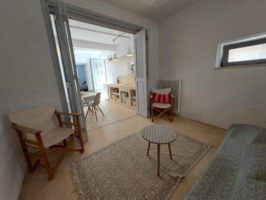 Kreta, Kalyves: Elegante neoklassizistische Villa am Meer zu verkaufen