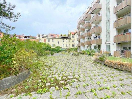 Weiträumige grüne ruhige Hofanlage