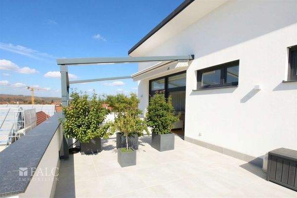 Terrasse-1 - (KI generiert)