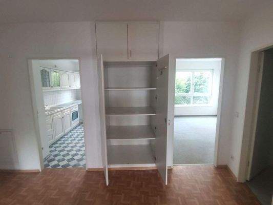 Flur mit Einbauschrank 