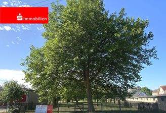 Straßenansicht Grundstück