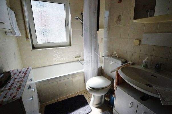 Tageslichtbad 1. OG links