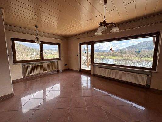 Wohn- und Essbereich (EG)