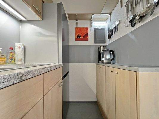 Küche - Weitwinkel (2).jpg