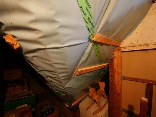  DG | DACHBODEN - das Dach ist ISOLIERT