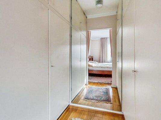 Schlafzimmer I Ankleide 