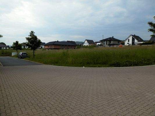 Ausfahrt aus dem Wohngebiet