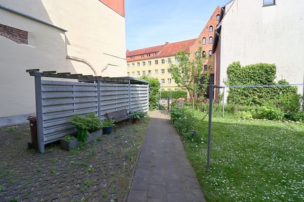 Garten, Fahrradschuppen