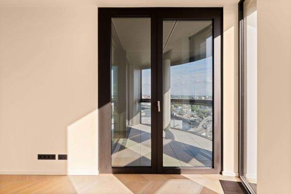 Zugang zur Loggia vom Schlafzimmer