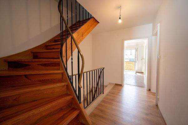 Treppenaufgang ins DG