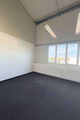 56AA335A-1C74-48AE-943F-B8373F07D8E9