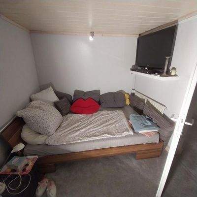 Büro mit Gästebett