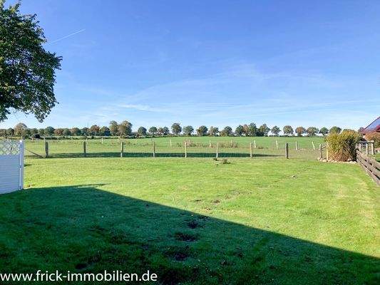 37-Blick in die  Landschaft.JPG