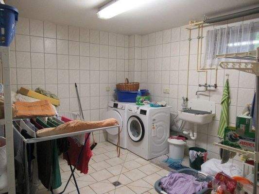 Hauswirtschaftsraum KG