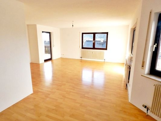 Wohn-Esszimmer B1