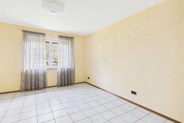 54516 Wittlich-Lüxem – Am Sterenbach 33