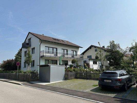 Mehrfamilienhaus von Außen