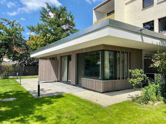 Hauansicht vom Garten