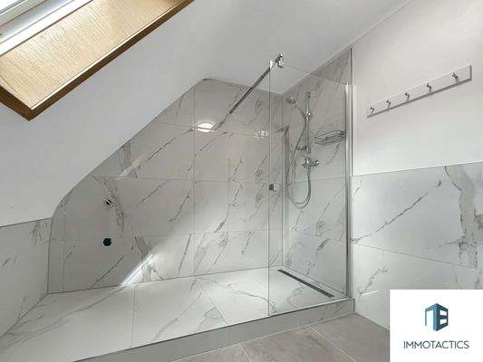 Tageslichtbad 2.OG Haupthaus