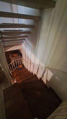 Treppenabgang Keller.jpg