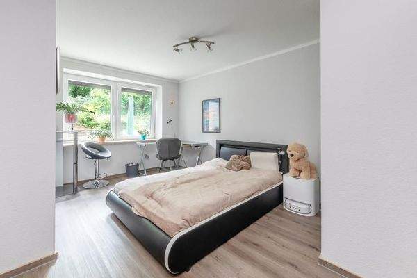 Zimmer im Untergeschoss