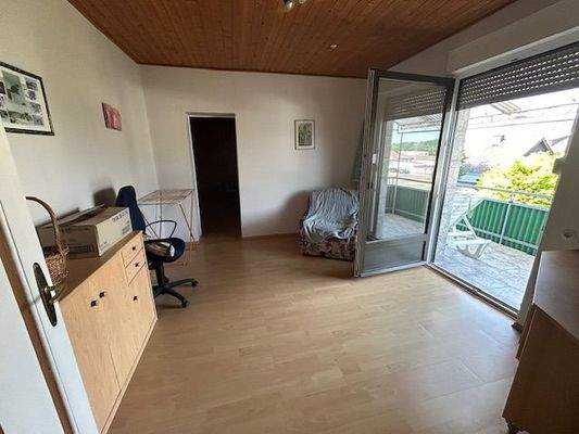 Kinderzimmer OG mit Balkon