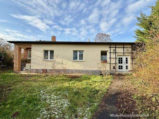 Das Wohnhaus mit dem hinteren Grundstücksteil