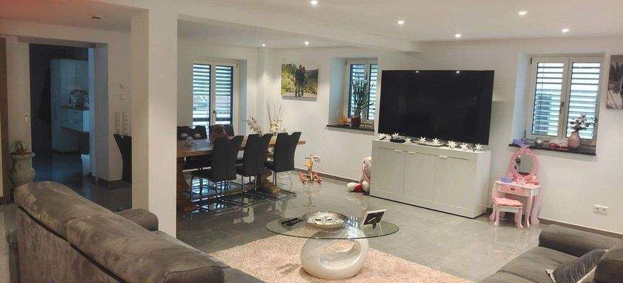 Wohn-Ess-Zimmer - OG