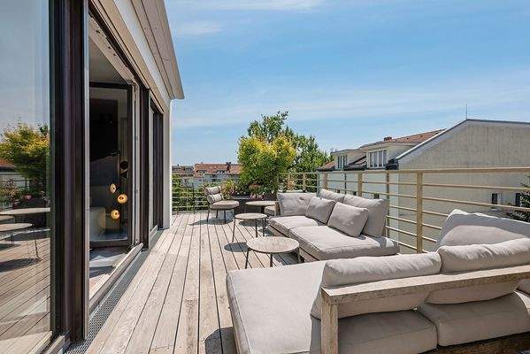 Umlaufende Terrasse.jpg